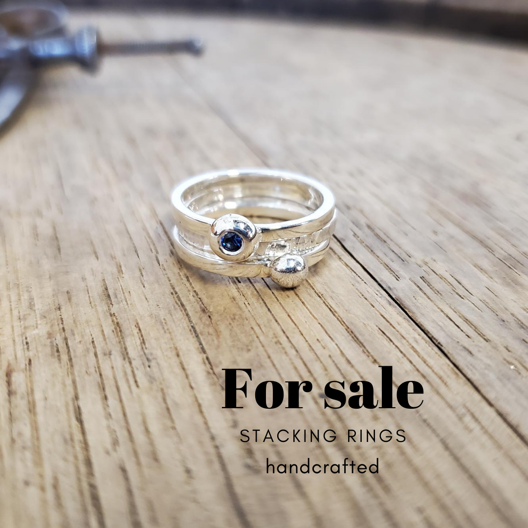 Stacking ring sapphire